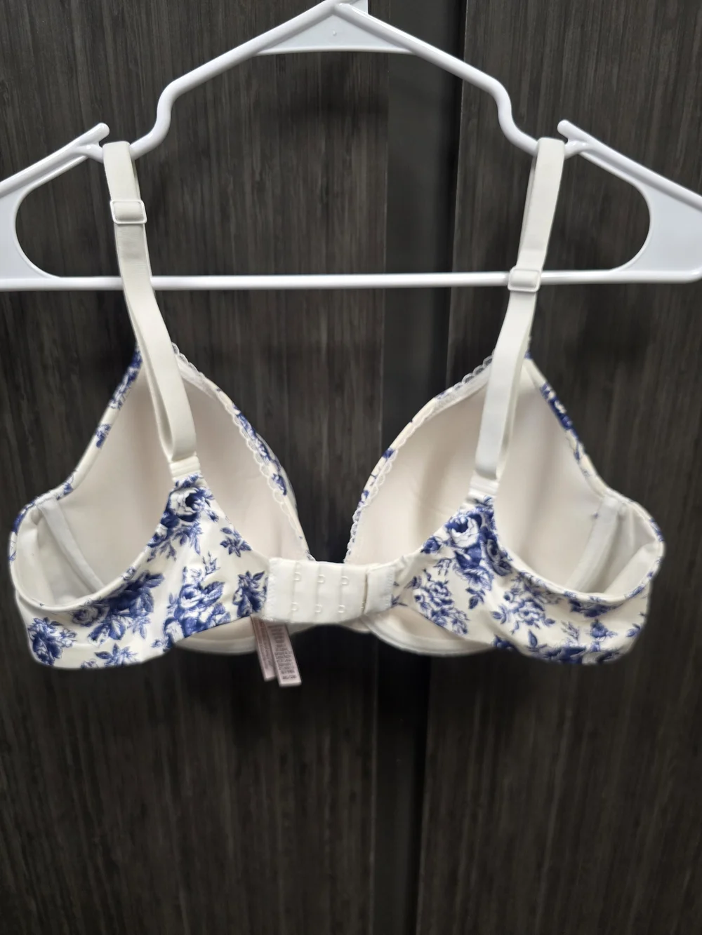 Victoria's Secret Body by Victoria Lined Perfect Coverage Bra 38C Blue White - Picture 2 of 3